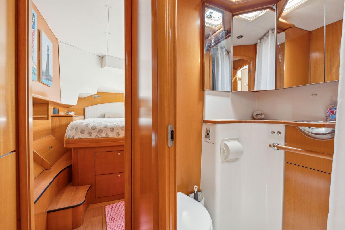 2006 Lagoon 51 