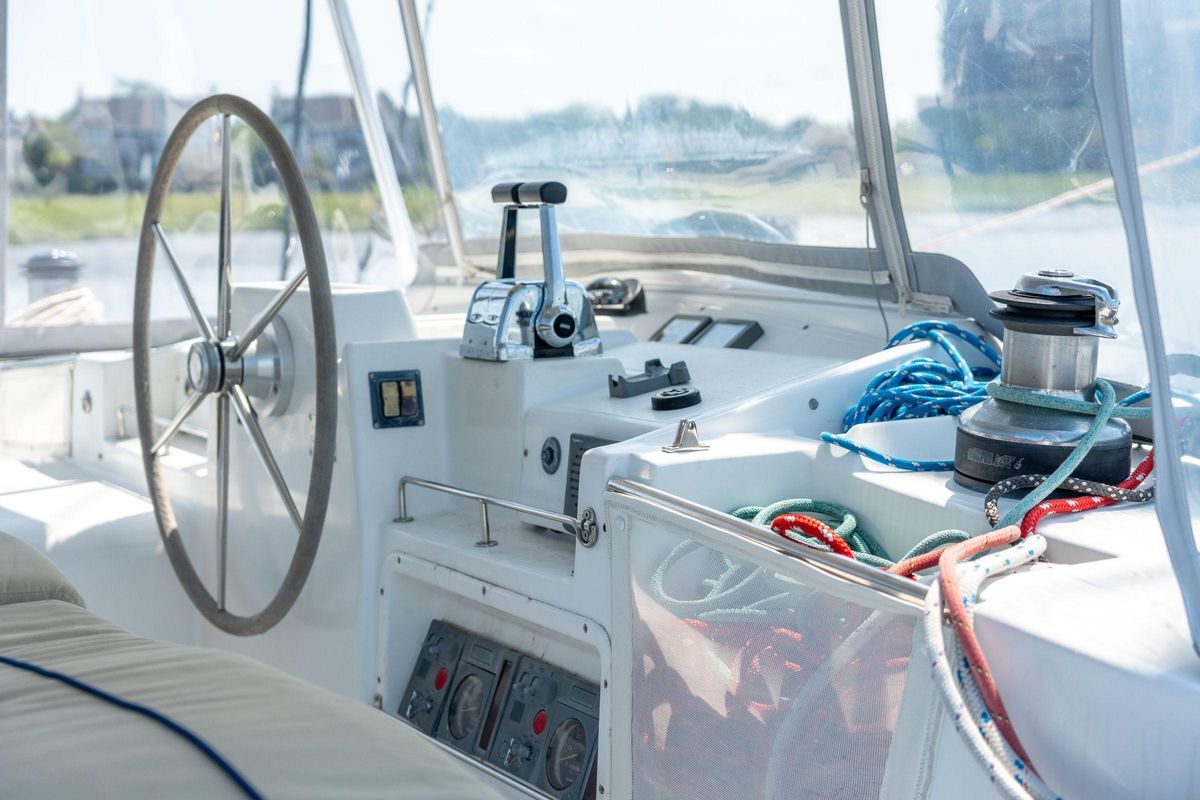2006 Lagoon 51 
