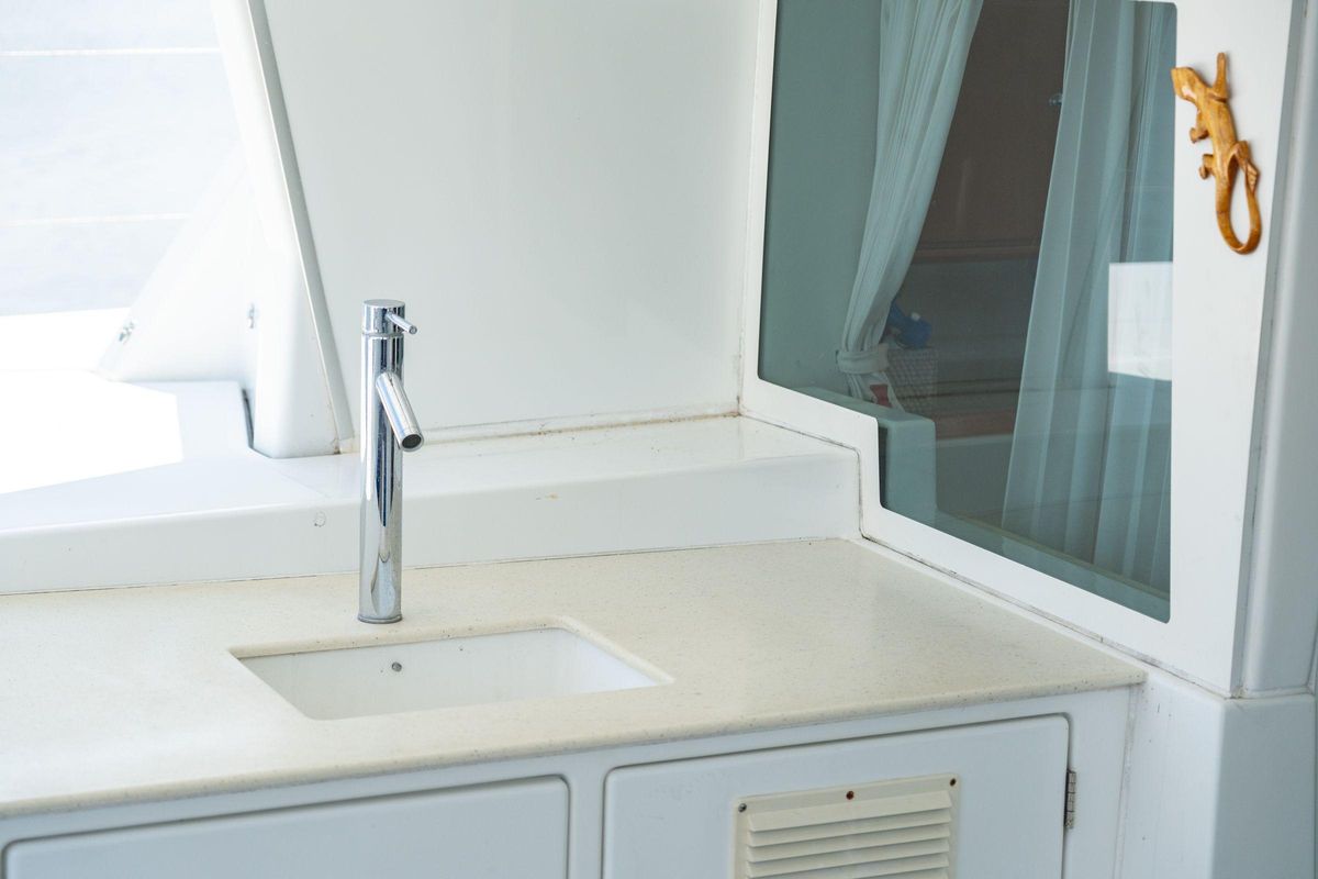 2006 Lagoon 51 