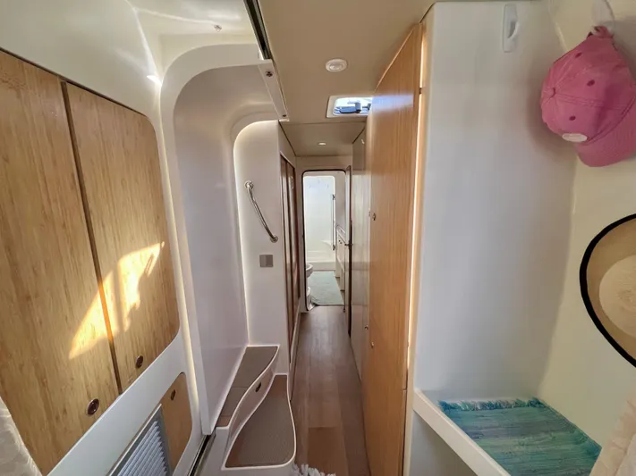 Windsurfer Yacht Photos Pics 