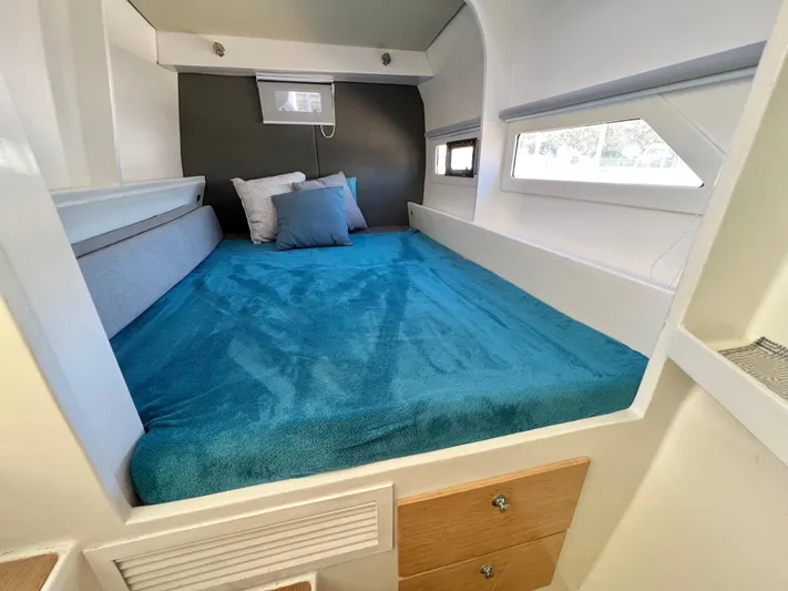 Windsurfer Yacht Photos Pics 