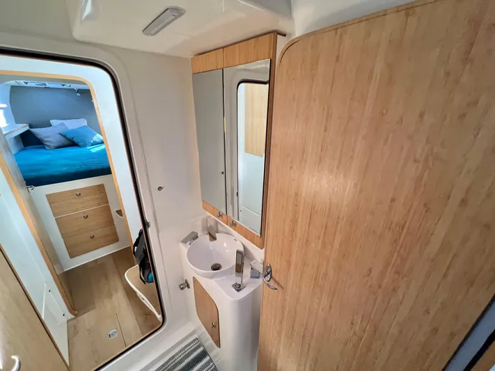 Windsurfer Yacht Photos Pics 