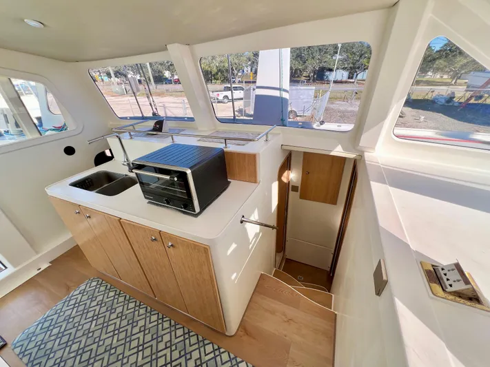 Windsurfer Yacht Photos Pics 