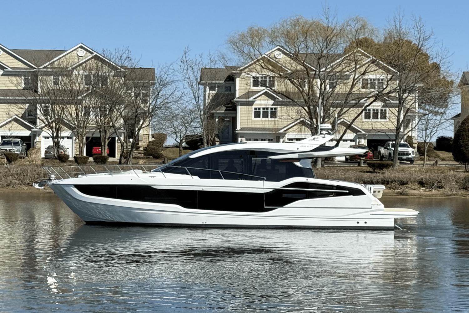 Galeon 450 HTC
