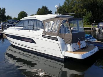 2020 Jeanneau NC 33