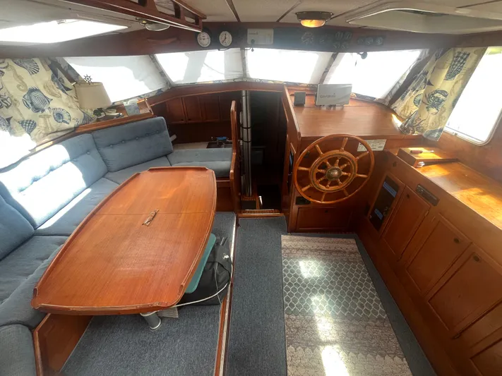 Bountibou Yacht Photos Pics 