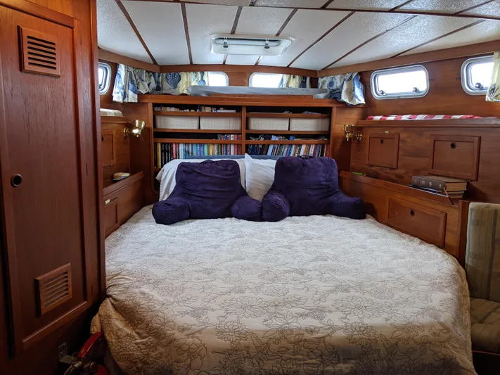 Bountibou Yacht Photos Pics 