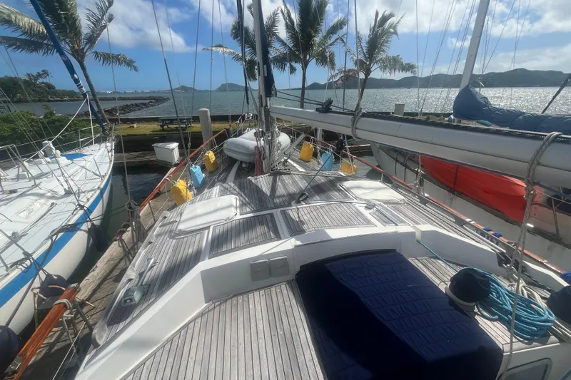 Bountibou Yacht Photos Pics 