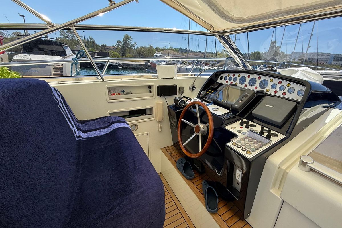 2002 Alfamarine 57 