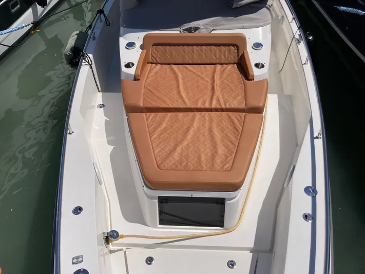 Axopar 37 Yacht Photos Pics 