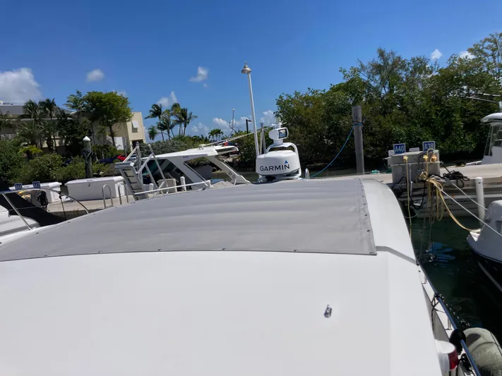 Axopar 37 Yacht Photos Pics 