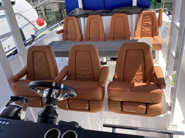 Axopar 37 Yacht Photos Pics 