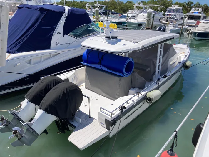 Axopar 37 Yacht Photos Pics 