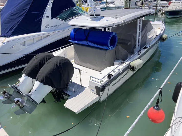 Axopar 37 Yacht Photos Pics 