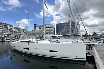 2019 Dufour 430 Grand Large