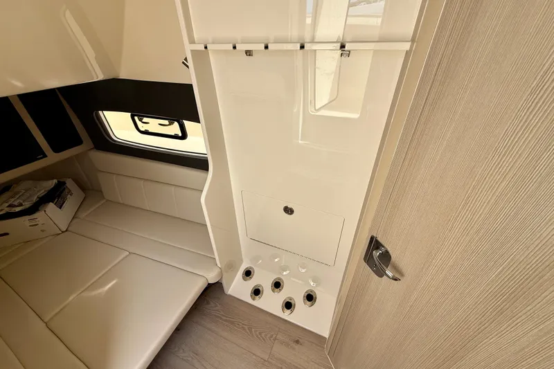  Yacht Photos Pics Interior of 2026 Scout 400 LXF Li-Ion boat, featuring seating and storage.