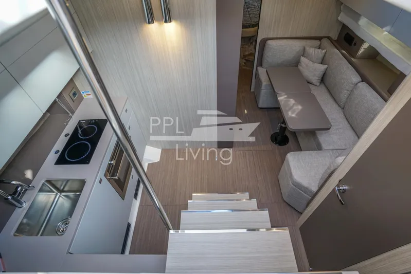  Yacht Photos Pics Cranchi M44 HT (2022) - PPL Yachting