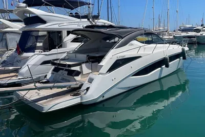 2017 Galeon 405 HTL