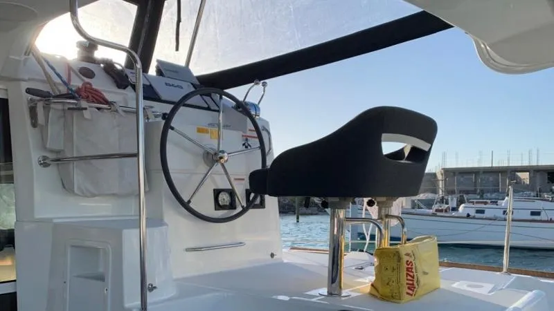 Endurance Yacht Photos Pics 