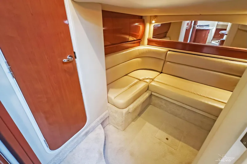  Yacht Photos Pics Interior of 2003 Sea Ray 420 Sundancer yacht with beige leather seating.