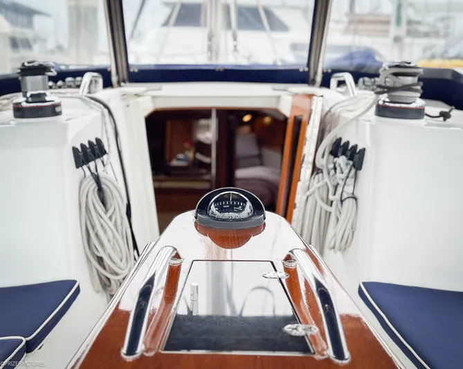 Kinship Ll Yacht Photos Pics 