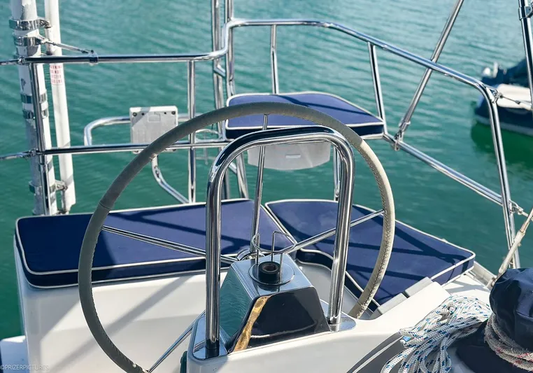 Kinship Ll Yacht Photos Pics 