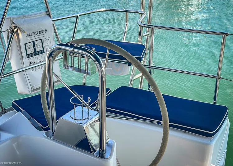 Kinship Ll Yacht Photos Pics 