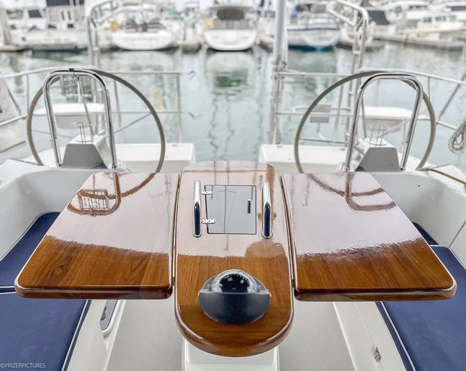 Kinship Ll Yacht Photos Pics 