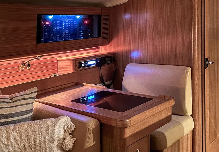 Kinship Ll Yacht Photos Pics 