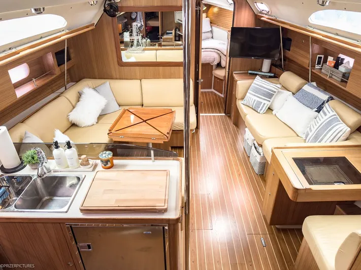 Kinship Ll Yacht Photos Pics 