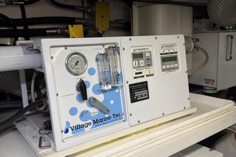 Wishlist Yacht Photos Pics Village Marine Tec water filtration system on Horizon 73 yacht, 2009 model.