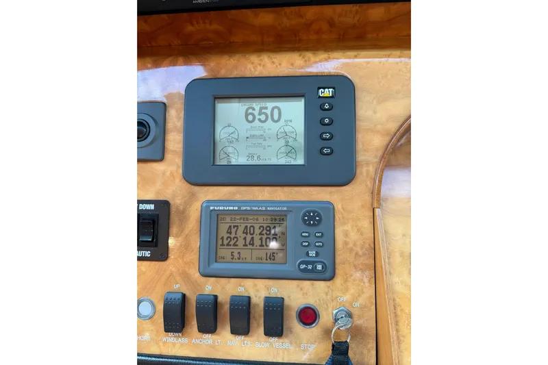 Wishlist Yacht Photos Pics Boat control panel with navigation and engine displays, Horizon 73, 2009 model.