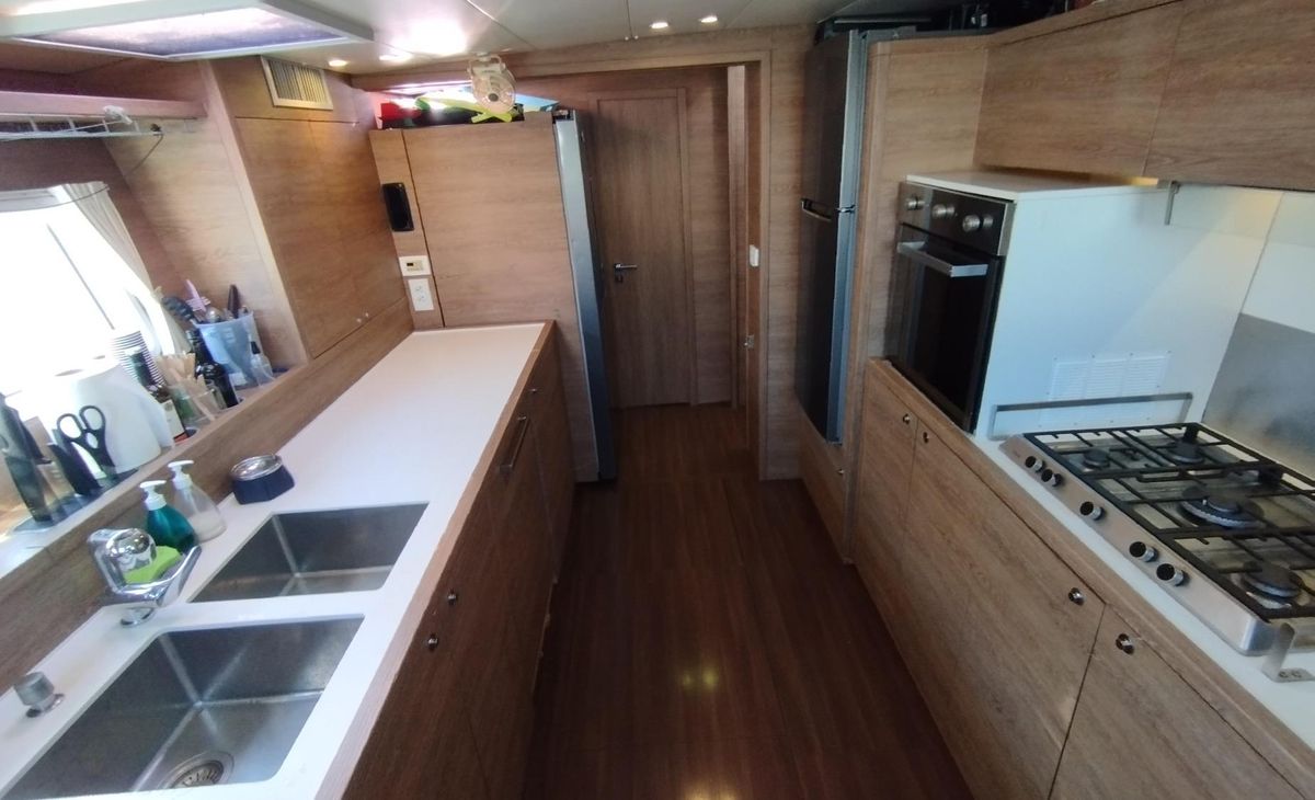 2012 Lagoon 64 