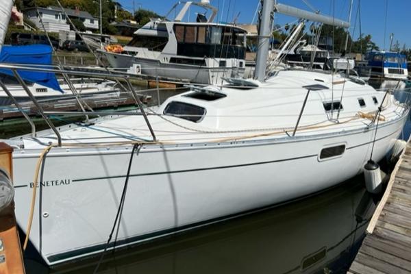 1999 Beneteau 321