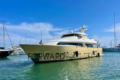 2000 Custom Line Navetta 27