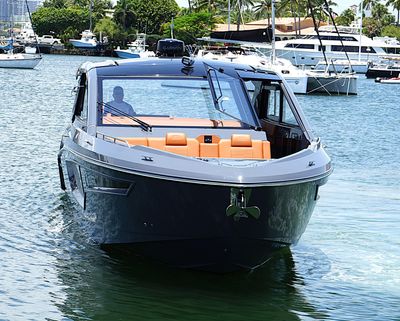 Yacht