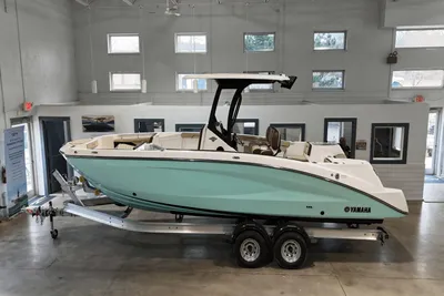 Yamaha Boats 255 FSH Sport E