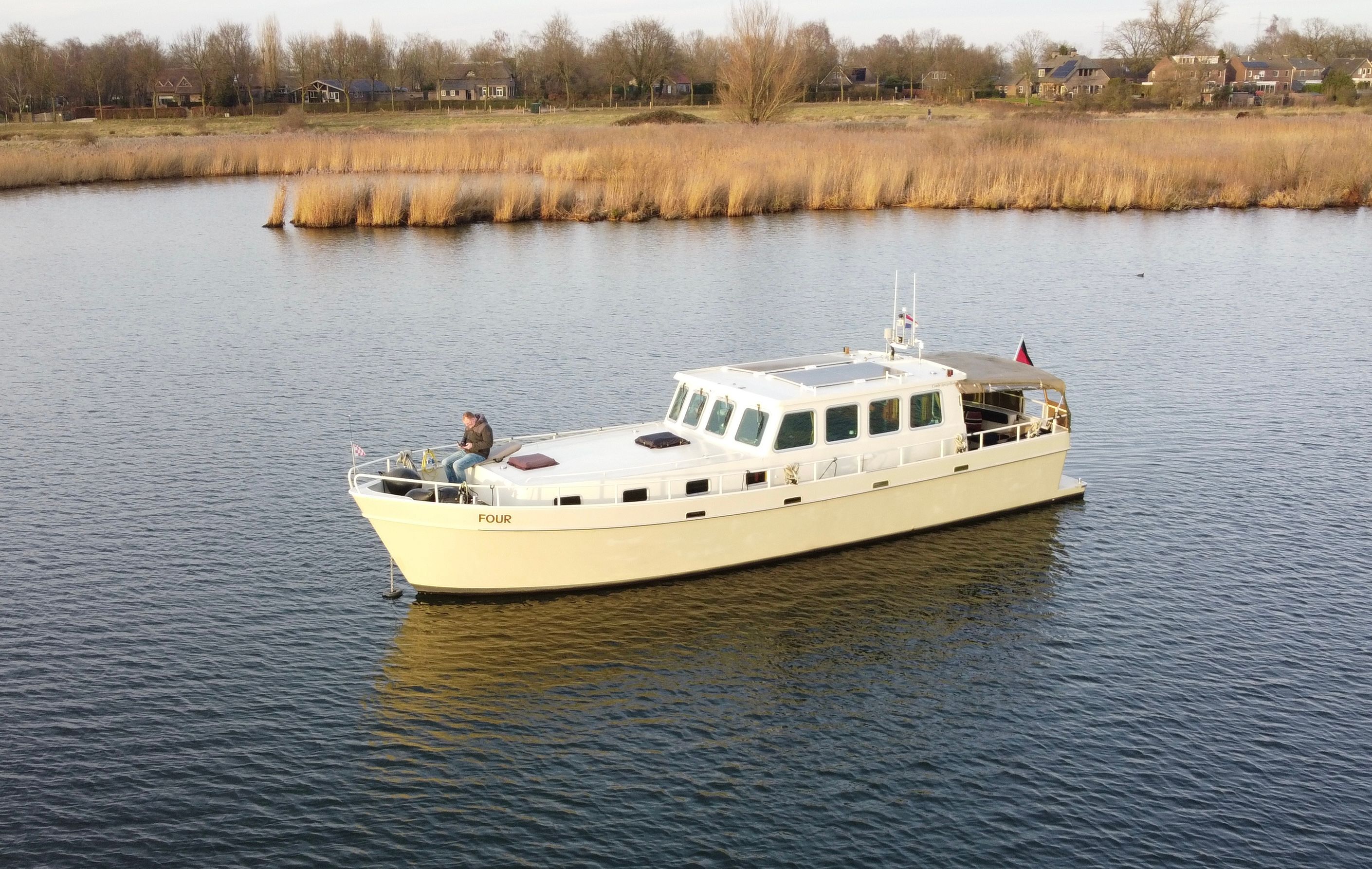 2005 Custom Combi Spiegelkotter 1400