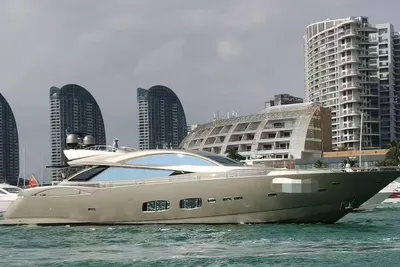 2010 Sunseeker Predator 108