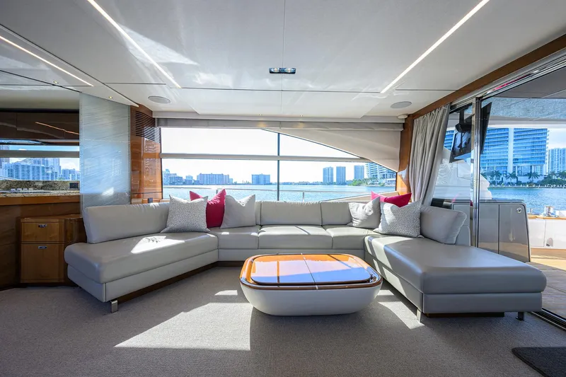 Escape Yacht Photos Pics 