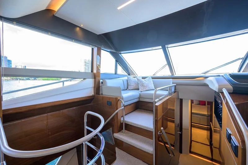 Escape Yacht Photos Pics 