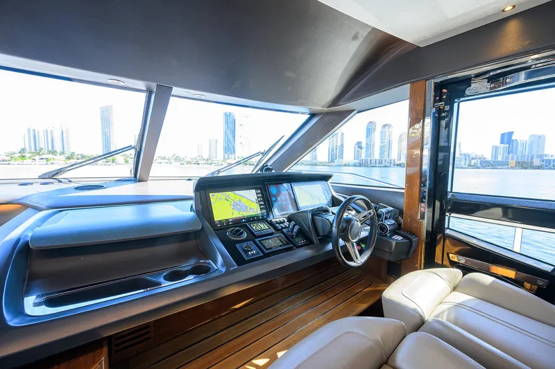 Escape Yacht Photos Pics 