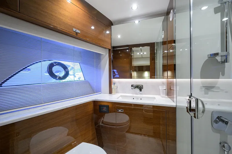 Escape Yacht Photos Pics 