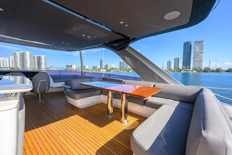 Escape Yacht Photos Pics 