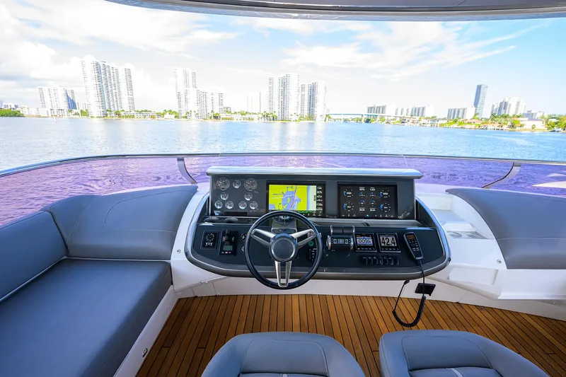 Escape Yacht Photos Pics 