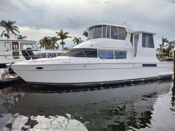 1997 Carver 500 Cockpit Motor Yacht