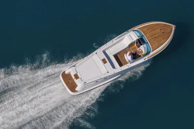 2025 Comitti Venezia V25