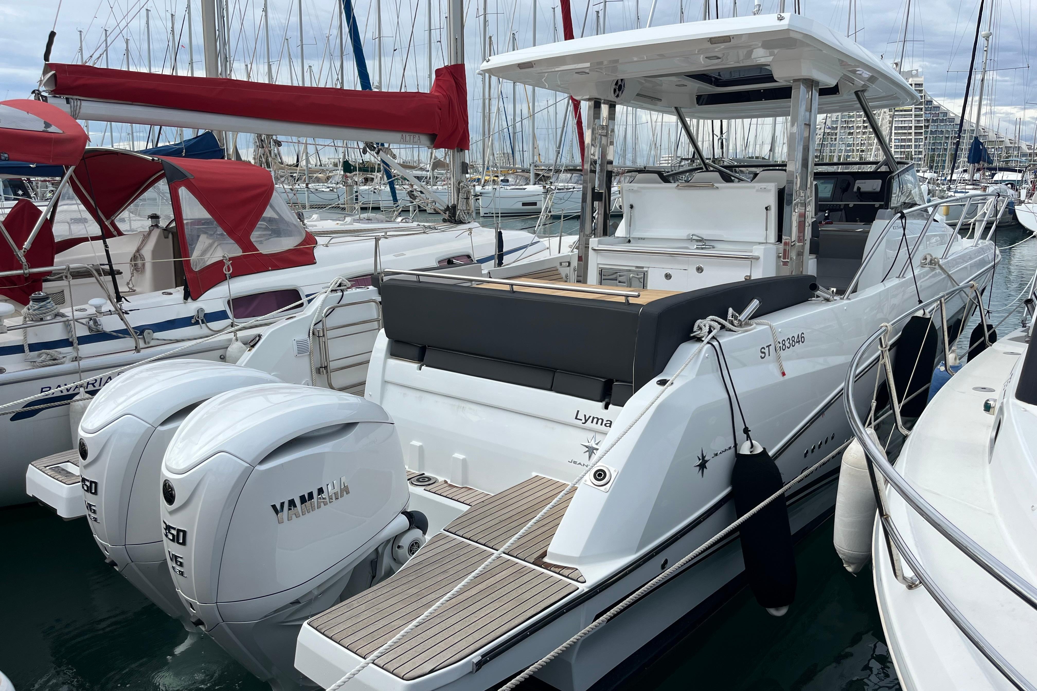 2025 Jeanneau Cap Camarat 10.5 WA Serie 2