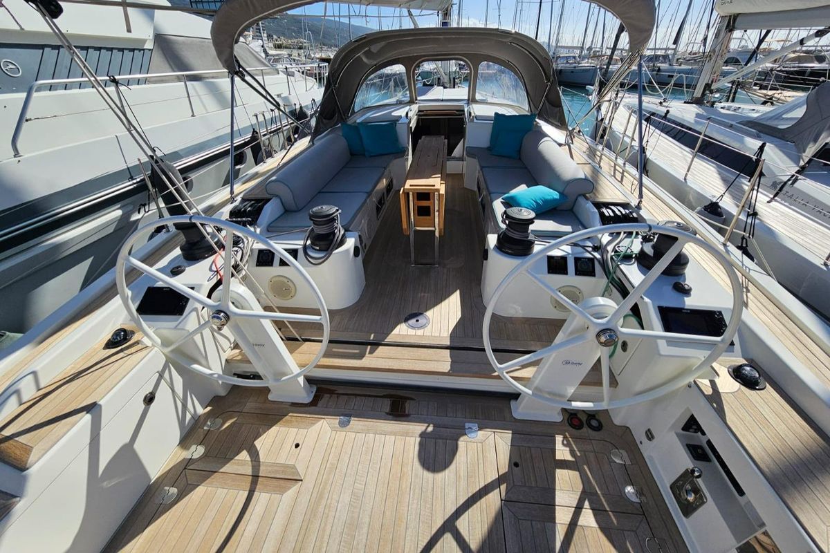 2021 Italia Yachts 54 