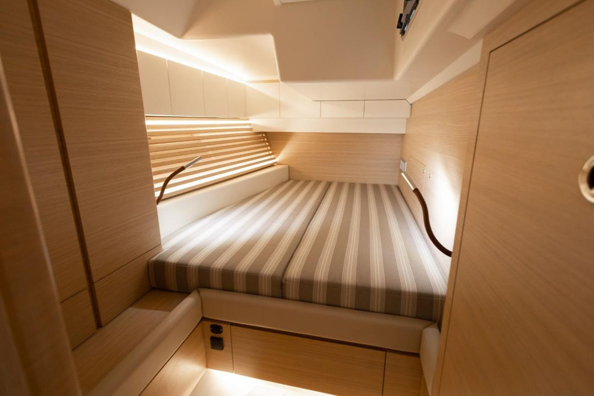 2021 Italia Yachts 54 